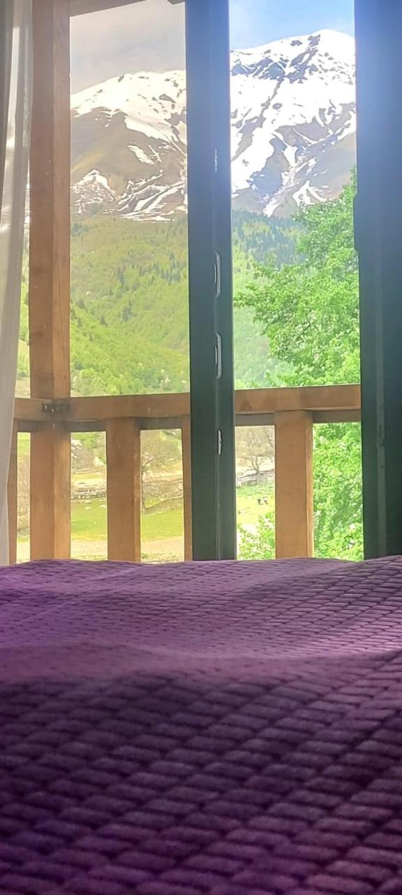 Guest House Guli メスティア エクステリア 写真