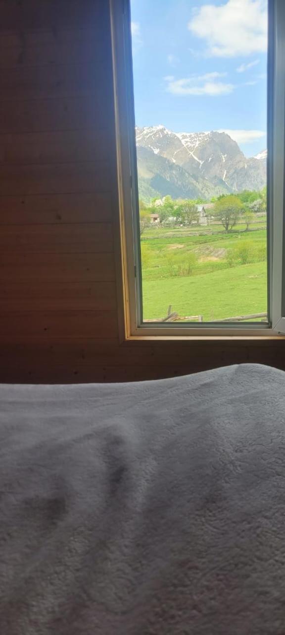 Guest House Guli メスティア 部屋 写真